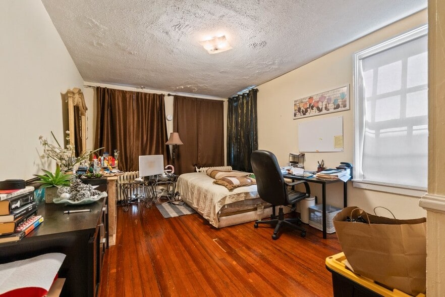 More Photos Of 2301 Maryland Ave, Baltimore Apartments For Sale