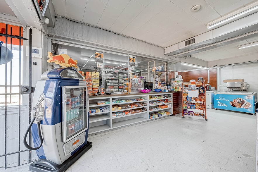 More Photos Of 4310 N Main St, Liberty Convenience Store For Sale