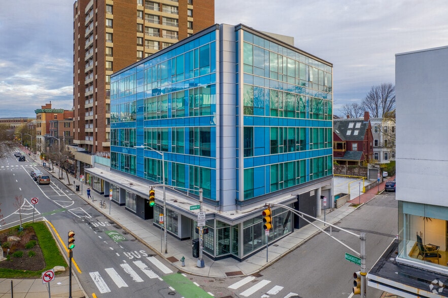 More Photos Of 1075 Massachusetts Ave, Cambridge Apartments For Lease
