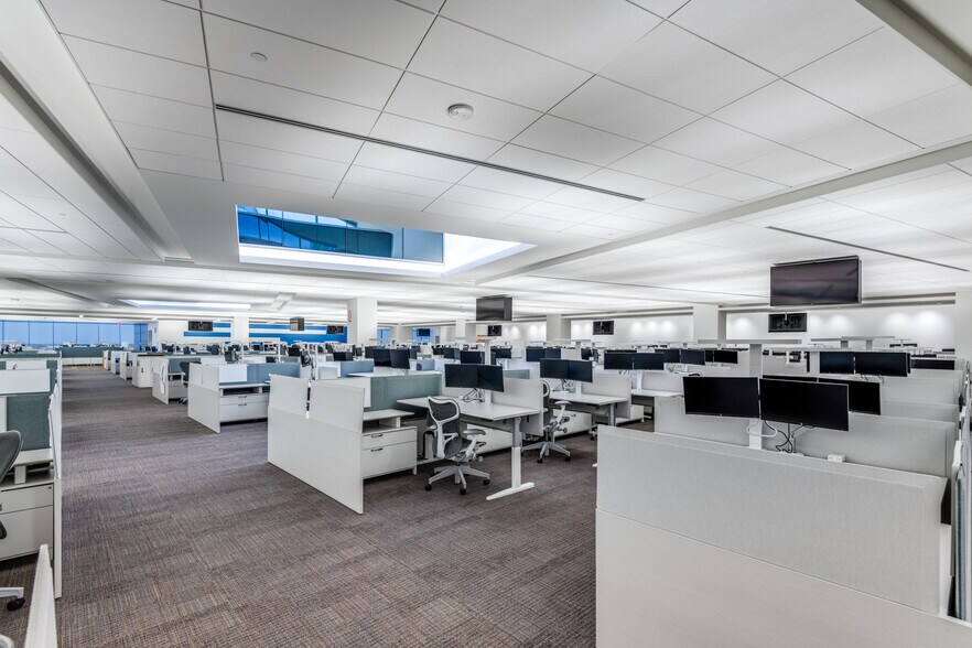 More Photos Of 7900 Windrose Ave, Plano Office For Lease