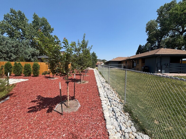 More Photos Of 515 Jerry St, Castle Rock Office For Sale