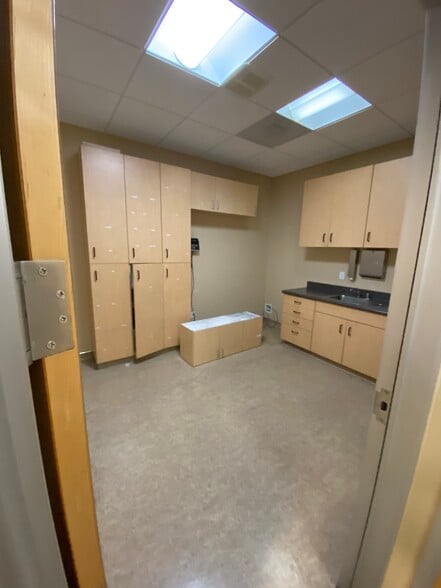 More Photos Of 317 Lennon Ln, Walnut Creek Medical For Lease