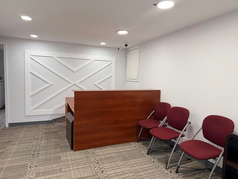 More Photos Of 3510-3512 Trindle Rd, Camp Hill Office For Lease