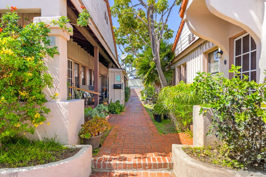 More Photos Of 308-330 Orange Ave, Coronado Apartments For Sale