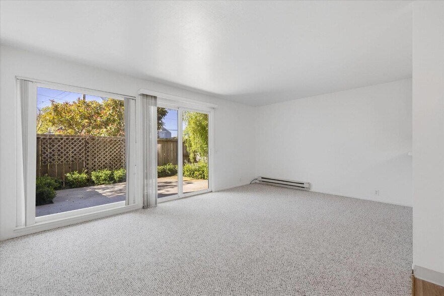 More Photos Of 171 Marine Parade, Santa Cruz Apartments For Sale