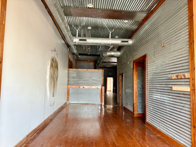More Photos Of 117 Saint Joseph Ave, Brewton Restaurant For Sale