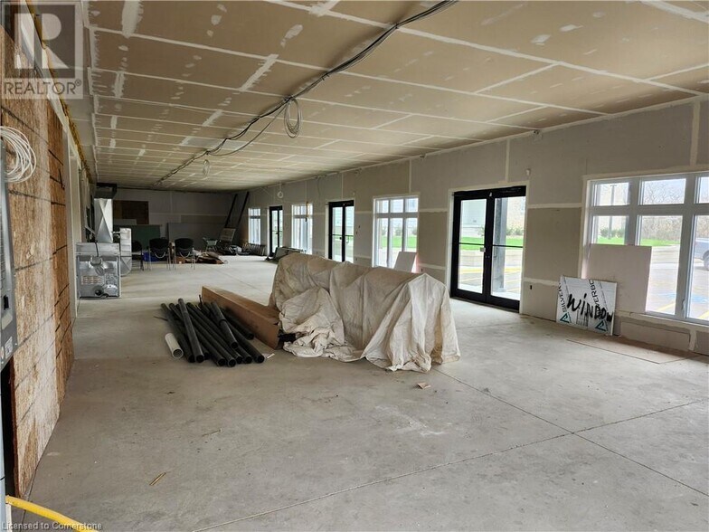 More Photos Of 415 Water St S, Cambridge General Retail For Lease