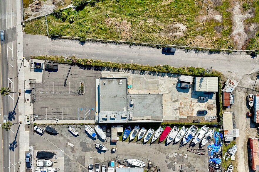 More Photos Of 1523 S Coast Hwy, Oceanside Freestanding For Lease