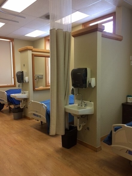 More Photos Of 102 S Euclid Ave, Sandpoint Medical For Lease