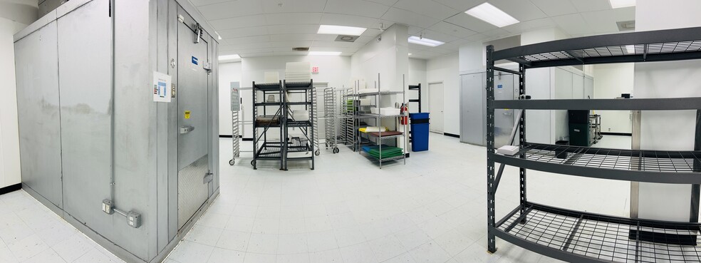 More Photos Of 6186-6288 S Congress Ave, Lantana Restaurant For Lease