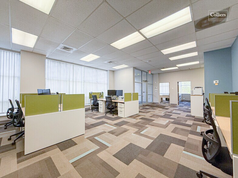 More Photos Of 2809 Banksville Rd, Pittsburgh Light Manufacturing For Lease
