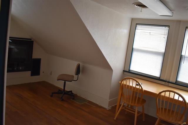 More Photos Of 1508 Mount Rushmore Rd, Rapid City Office For Sale