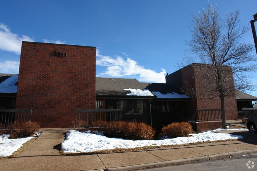 More Photos Of 5951 S Middlefield Rd, Littleton Office For Lease