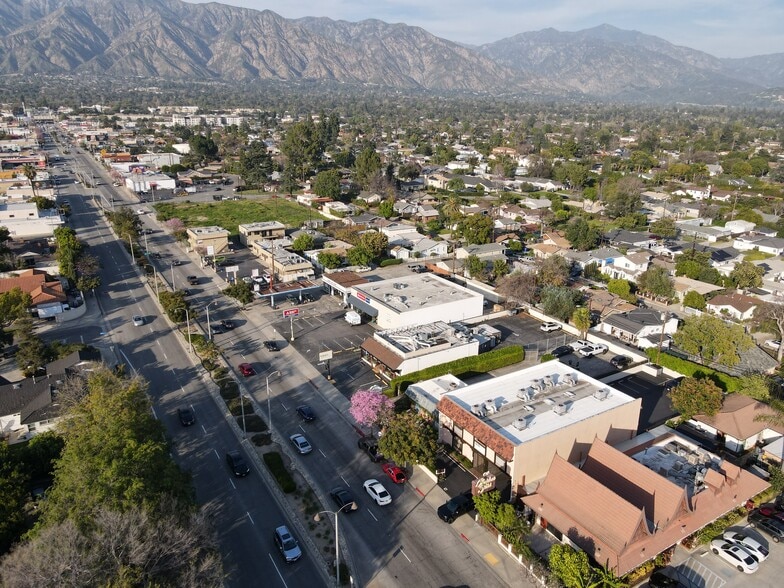 More Photos Of 470 S Rosemead Blvd, Pasadena General Retail For Sale