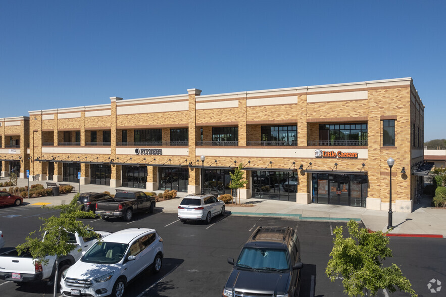 Primary Photo Of 120 Gateway Dr, Lincoln Storefront Retail Office For Sale