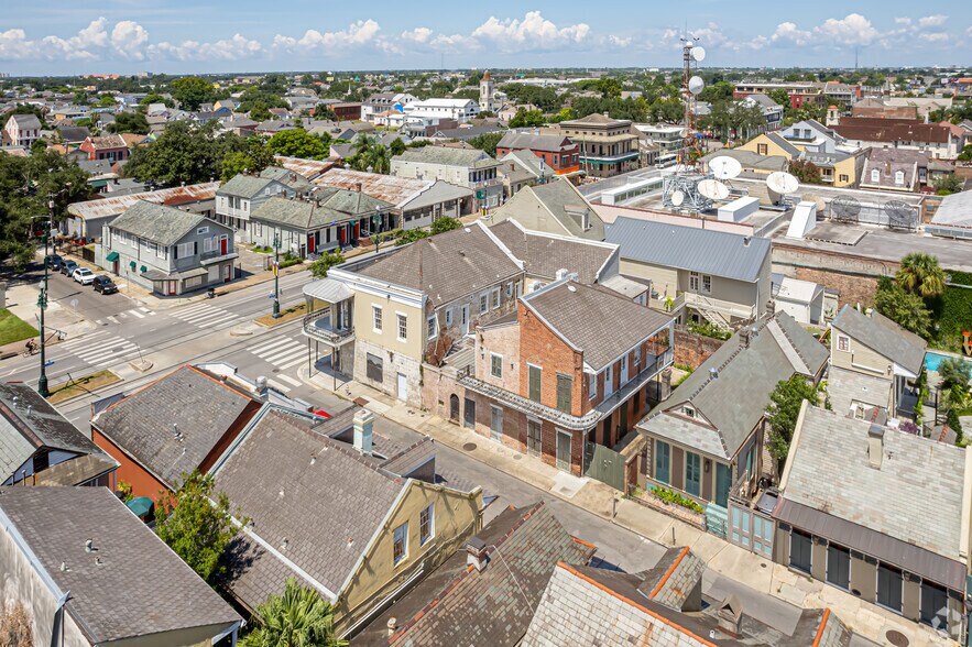More Photos Of 1031 Saint Philip St, New Orleans Storefront Retail Residential For Sale