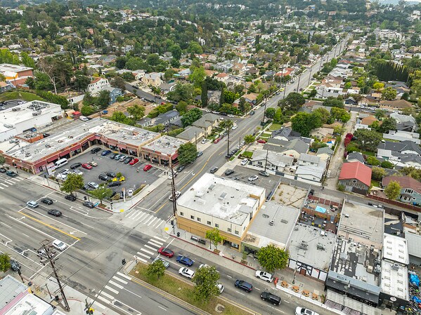 More Photos Of 1620 Colorado Blvd, Los Angeles Freestanding For Sale