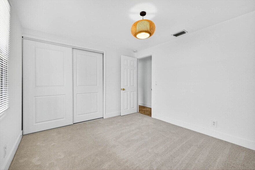 More Photos Of 3225 W Shell Point Rd, Ruskin Apartments For Sale