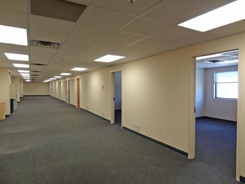More Photos Of 1311-1319 Pineview Dr, Morgantown Medical For Lease