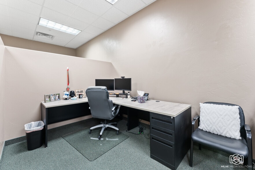 More Photos Of 1173 S 250 W, St George Office Residential For Lease