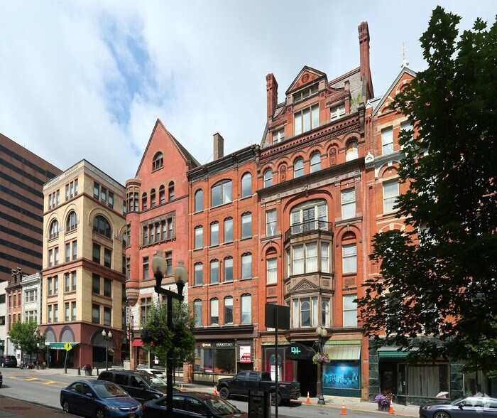 More Photos Of 1 Steuben St, Albany Office Residential For Lease