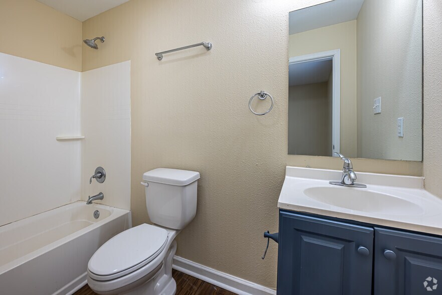 More Photos Of 4445 Alvin Dark Ave, Baton Rouge Apartments For Sale