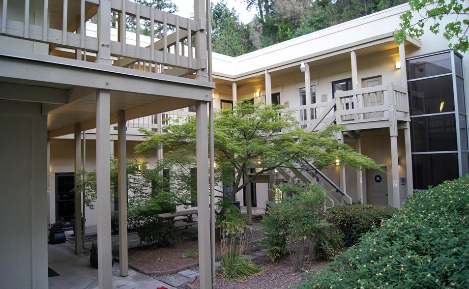 More Photos Of 550 Main St, Placerville Office For Lease