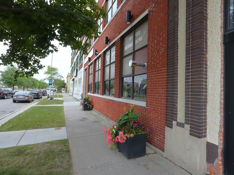 More Photos Of 2831 E Grand Blvd, Detroit Warehouse For Sale