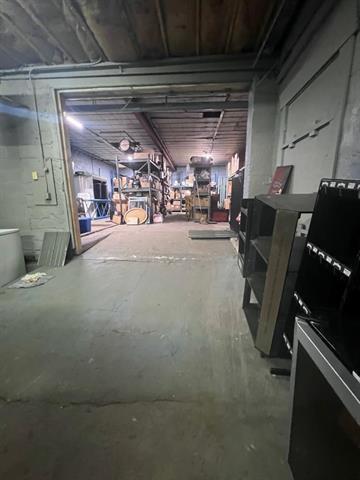 More Photos Of 1412 Adams Ave, Huntington Warehouse For Sale