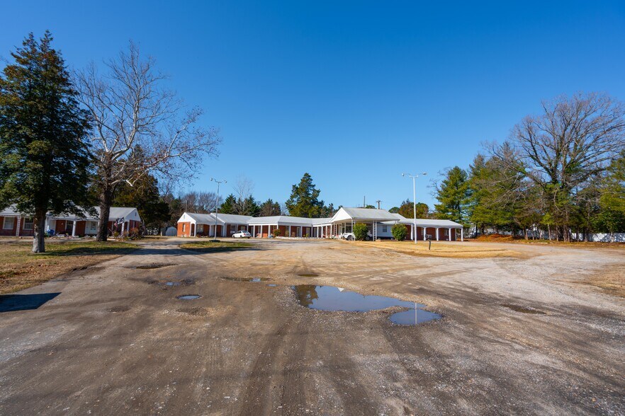 More Photos Of 16800 Jefferson Davis Hwy, Colonial Heights Land For Sale