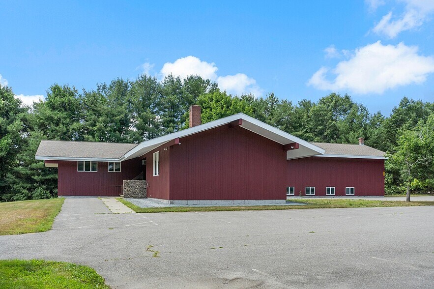 More Photos Of 1980 Lunenburg Rd, Lancaster Loft Creative Space For Lease