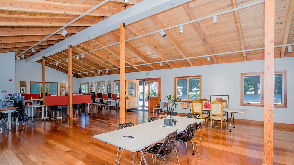 More Photos Of 888 Portola Rd, Portola Valley Office For Lease