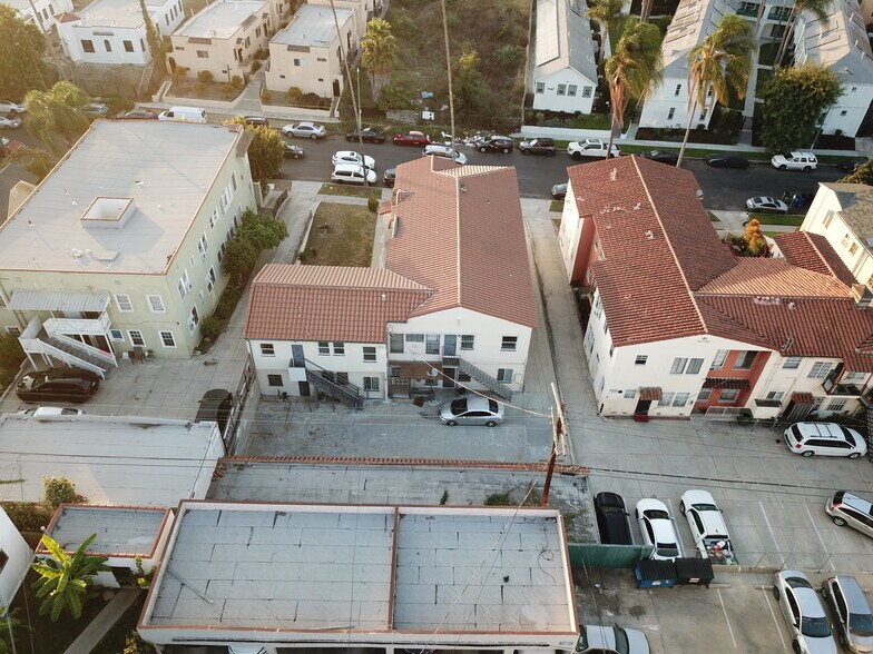 More Photos Of 1152-1158 S Bronson Ave, Los Angeles Apartments For Sale