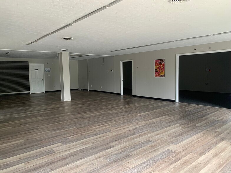 More Photos Of 4501 Reese Rd, Columbus Freestanding For Lease