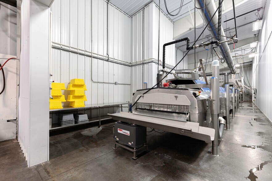 More Photos Of 1323 Towpath Rd, Port Byron Refrigeration Cold Storage For Sale