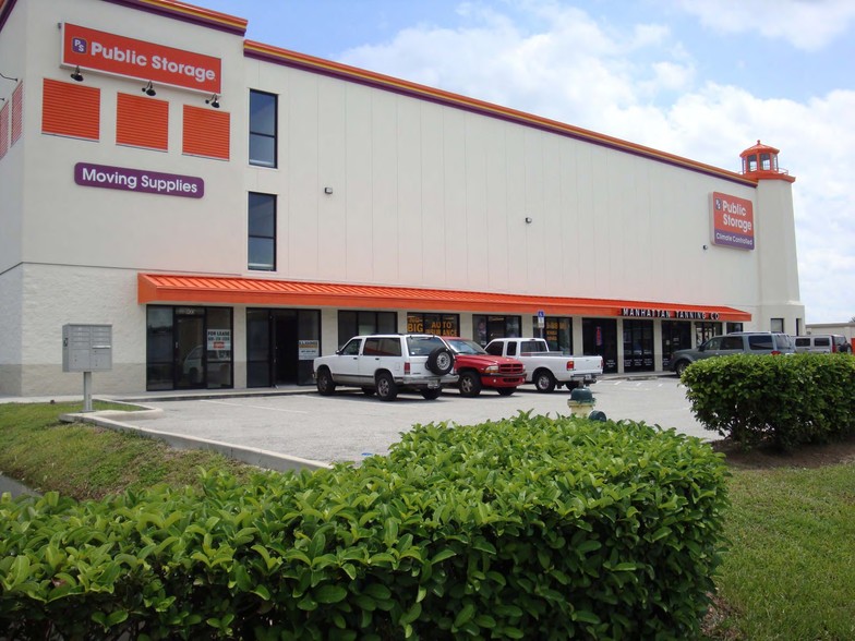 Primary Photo Of 653 Maguire Blvd, Orlando Self Storage For Lease