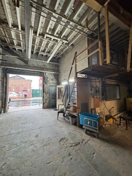 More Photos Of 1836 127th St, College Point Warehouse For Lease