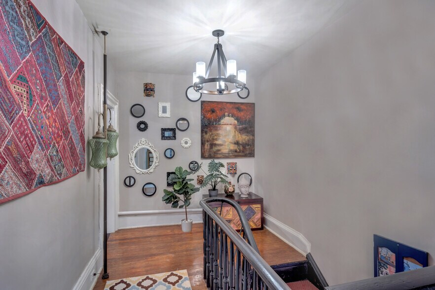 More Photos Of 834 Monticello Rd, Charlottesville Storefront Retail Residential For Sale