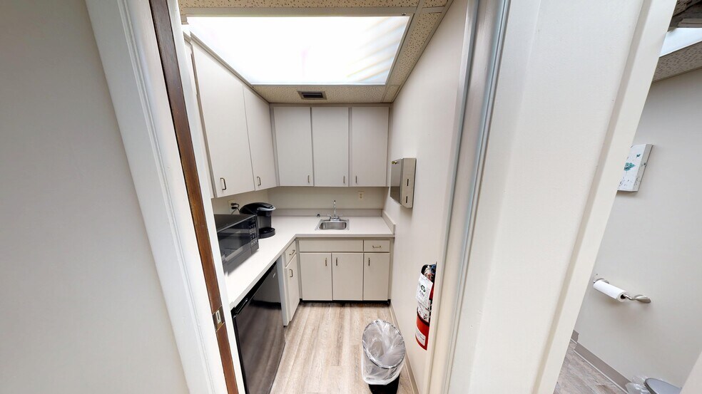 More Photos Of 4710 N Habana Ave, Tampa Medical For Lease