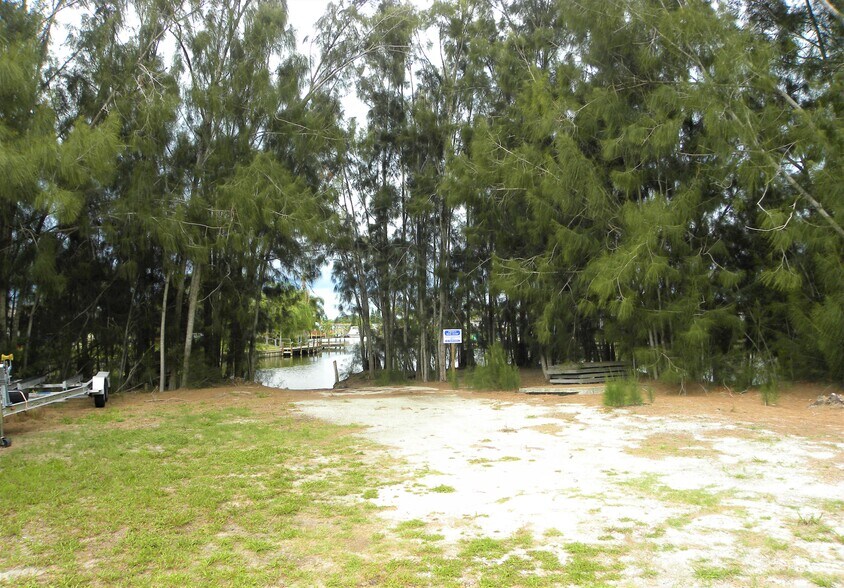More Photos Of 35 Winar Dr, Merritt Island Land For Sale