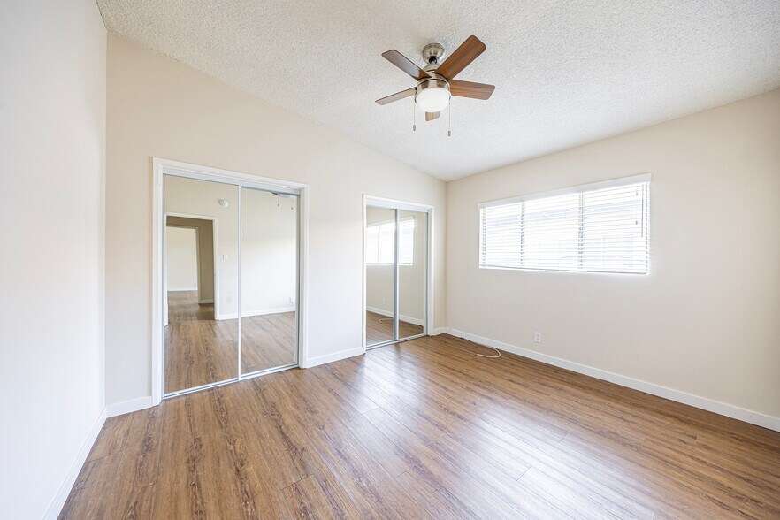 More Photos Of 3722 Mentone Ave, Los Angeles Apartments For Sale