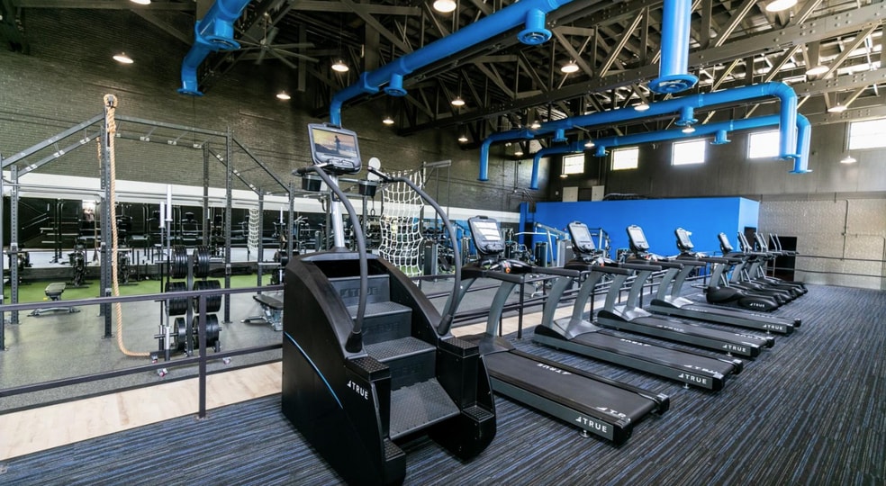 More Photos Of 3201 1st Ave, Columbus Health Club For Lease