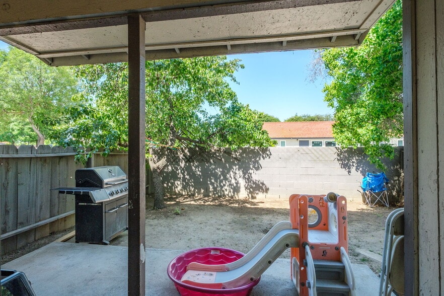 More Photos Of 4308 E Woodward Ave, Fresno Apartments For Sale