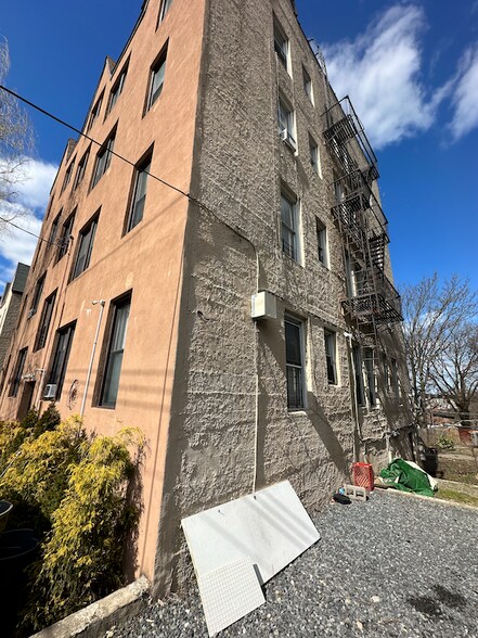 More Photos Of 37 Avon Pl, Staten Island Apartments For Sale