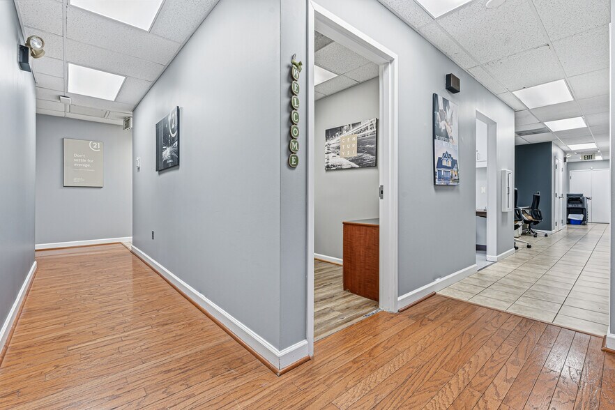 More Photos Of 9506 Harford Rd, Parkville Office For Sale