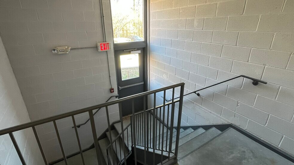 More Photos Of 846 Faith Rd, Salisbury Specialty For Sale