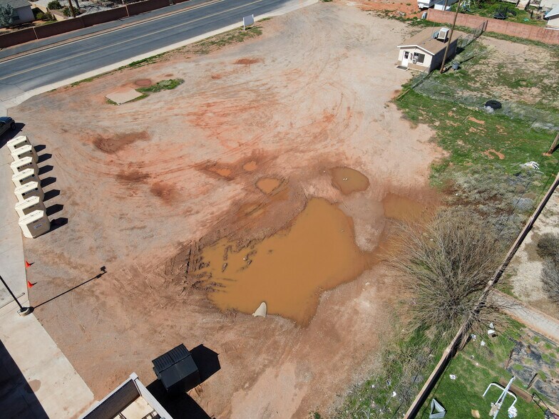 More Photos Of 498 Red Mountain Blvd, Ivins Storefront Retail Office For Lease