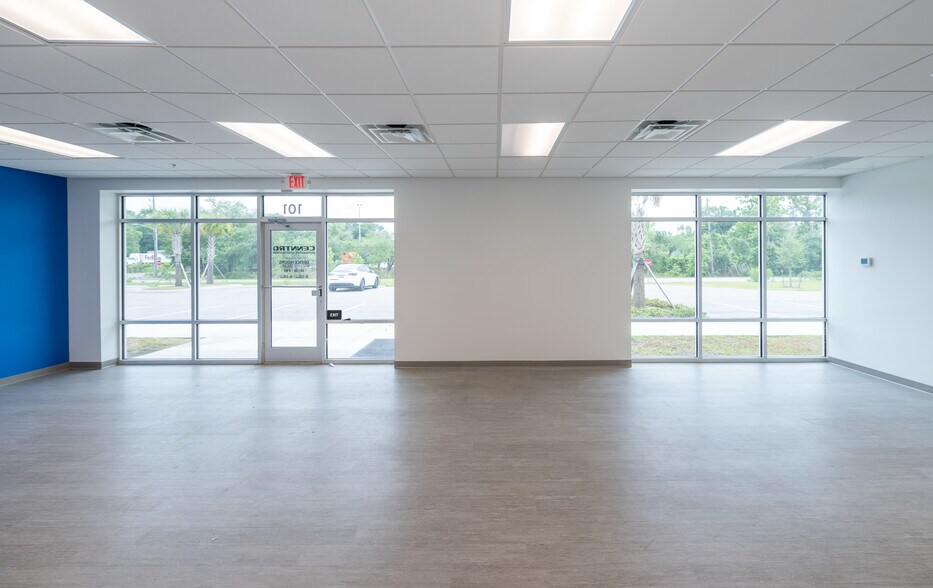 More Photos Of 2280 Lane Ave N, Jacksonville Unknown For Lease