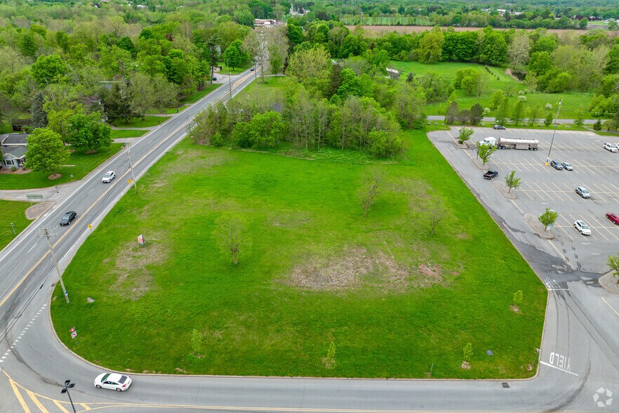 More Photos Of Genesee Street, Oneida Land For Lease