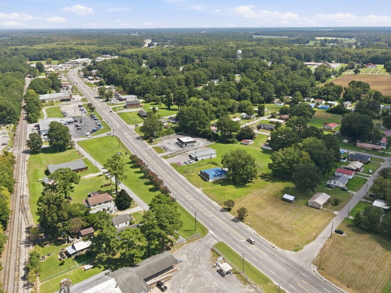 More Photos Of 591 US Highway 64 W, Plymouth Flex For Sale